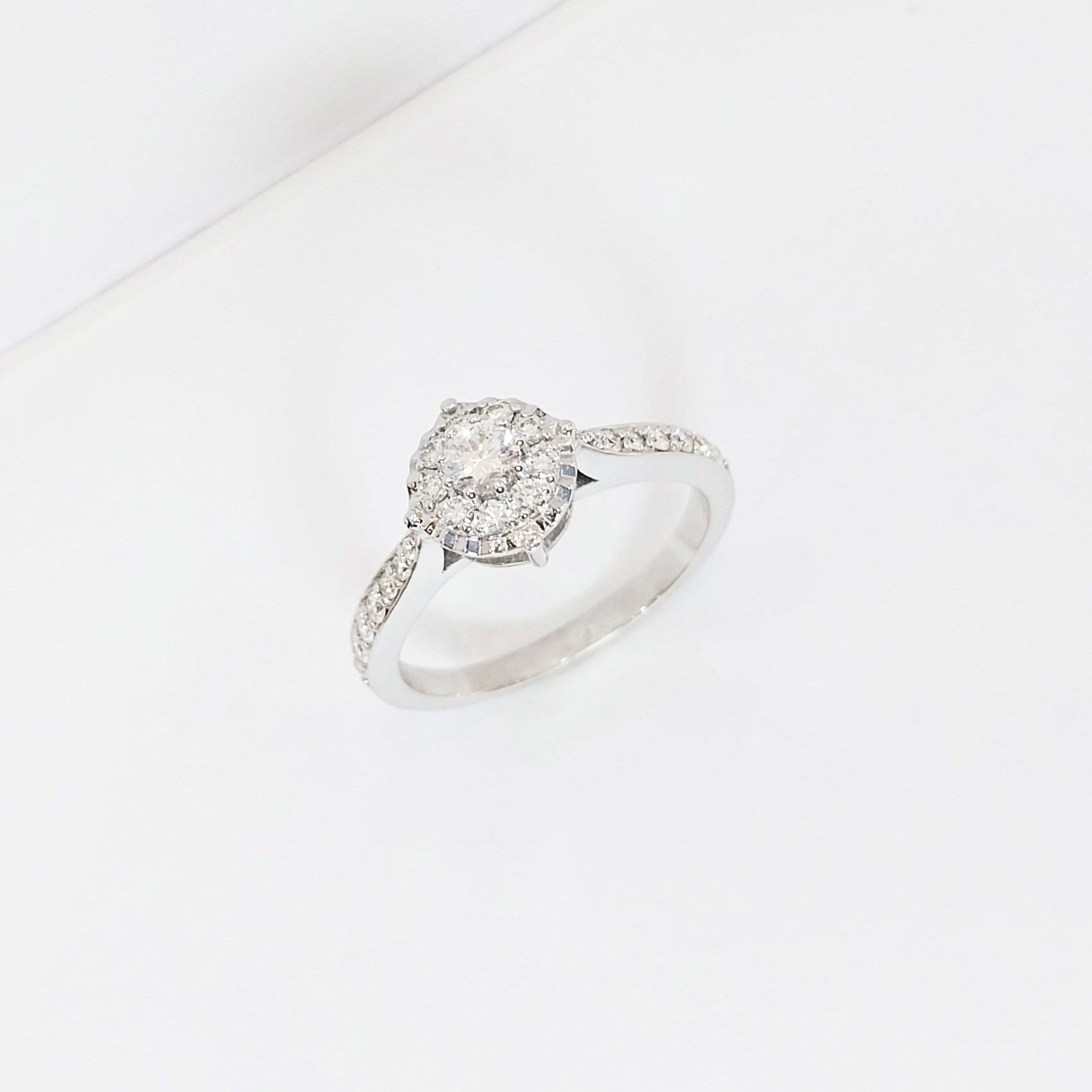 Women Diamond Ring