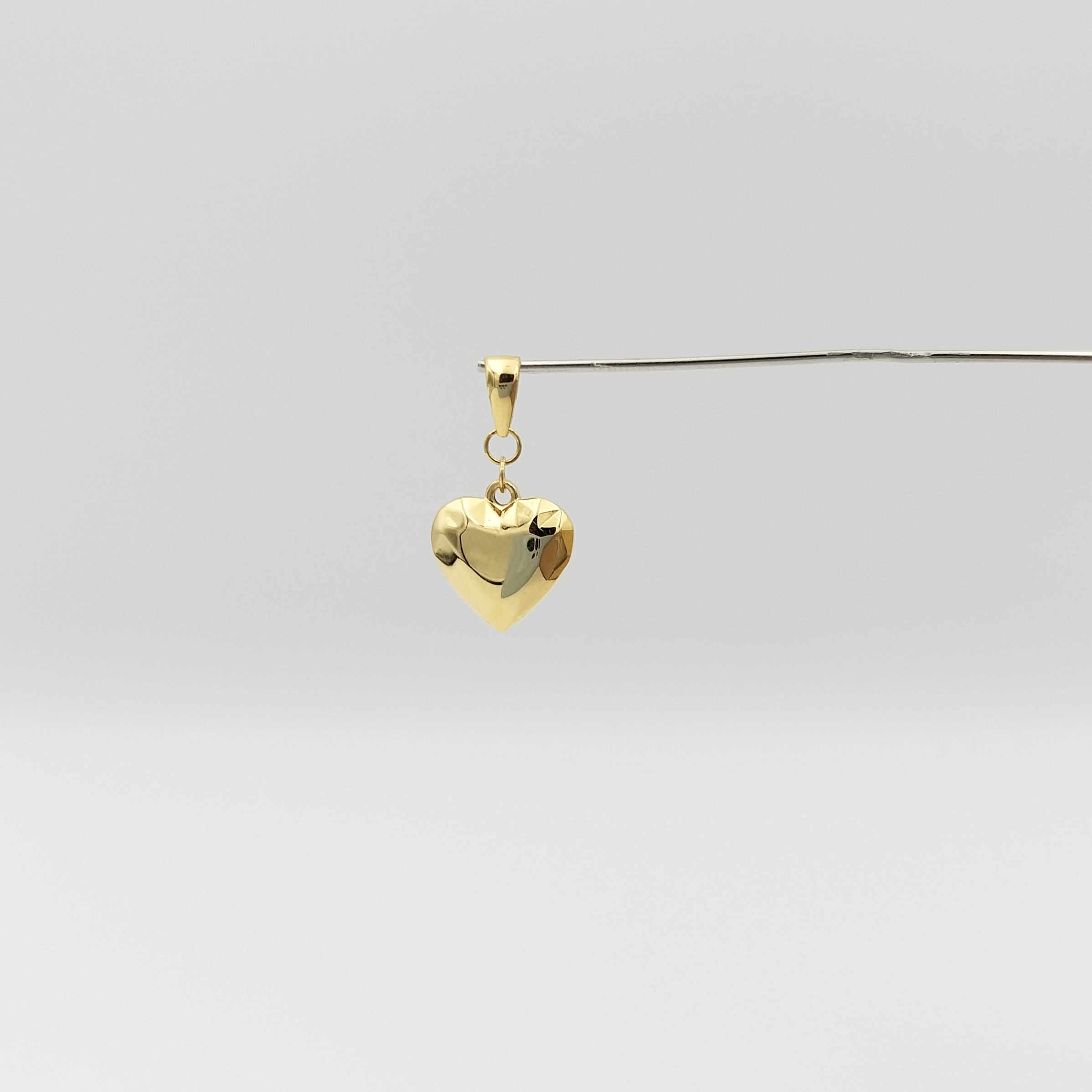 Plumping Heart pendent