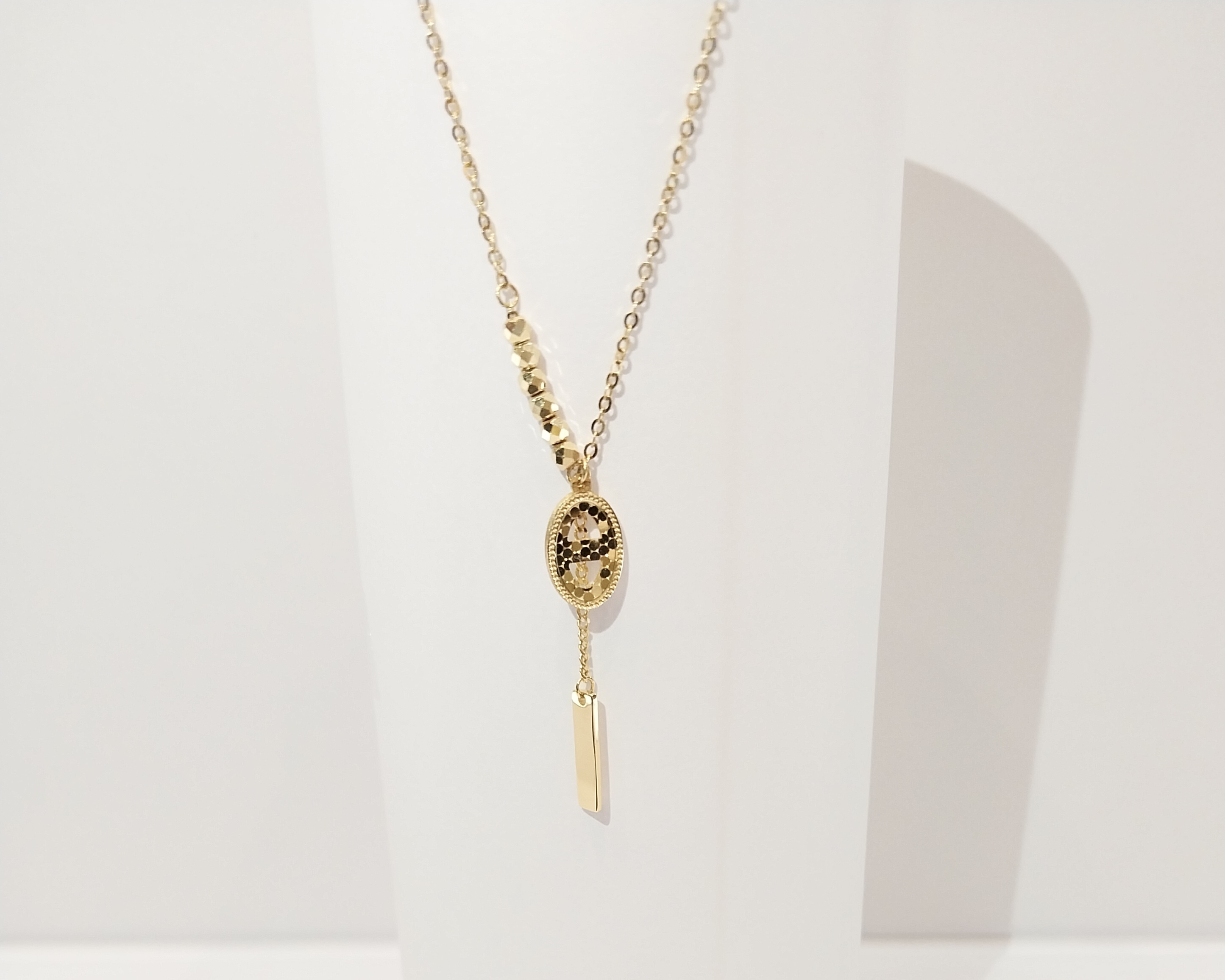 Stylish design necklace